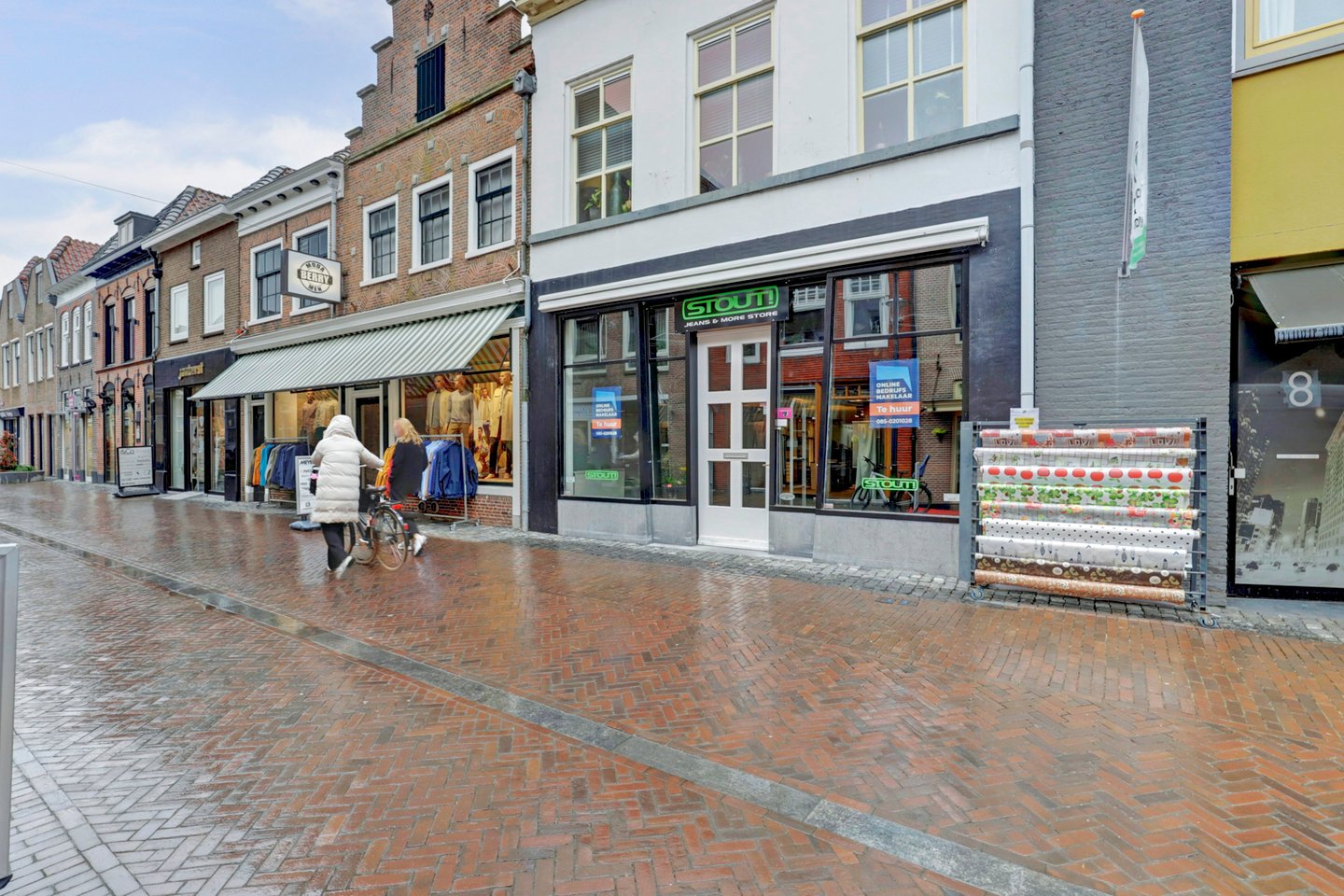 Bekijk foto 1 van Kerkstraat 10