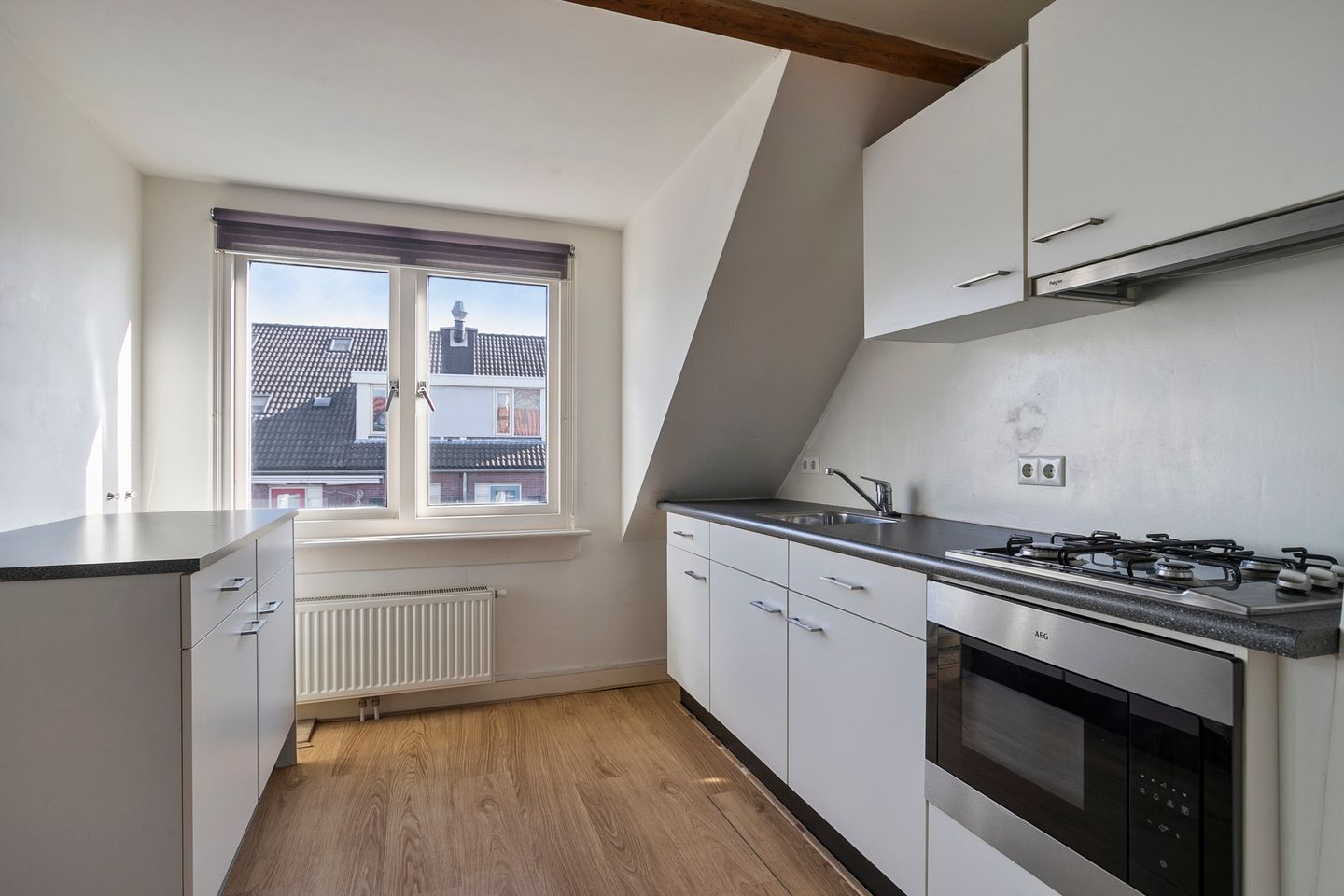 Foto 4 van Sint Marten 54-2