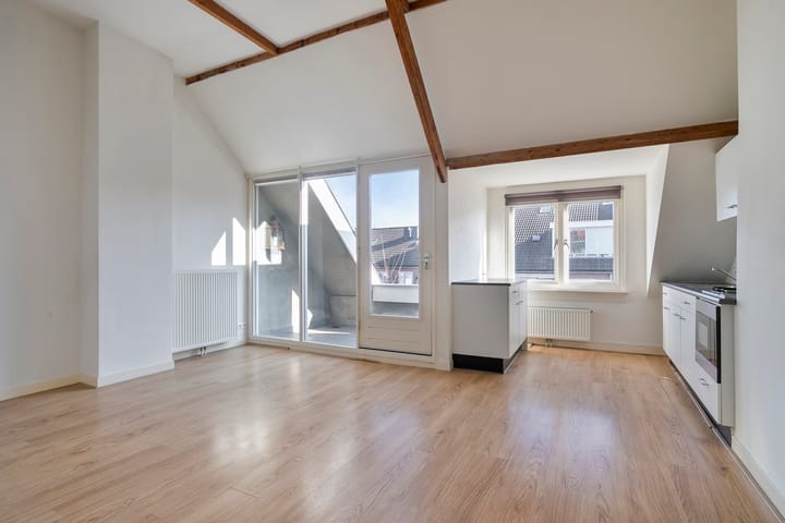 Foto 7 van Sint Marten 54-2