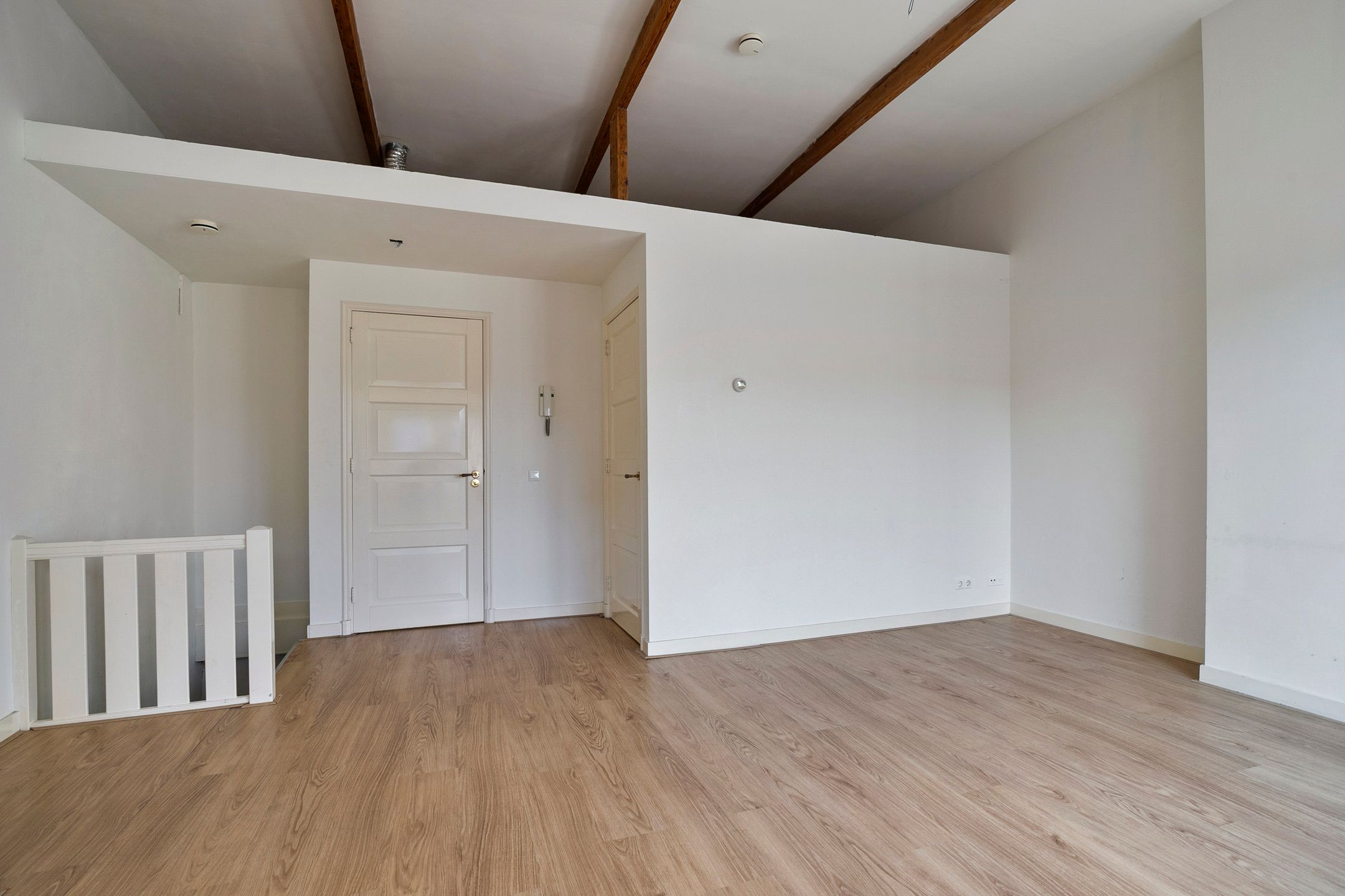 Foto 9 van Sint Marten 54-2