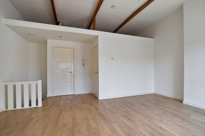 Foto 9 van Sint Marten 54-2