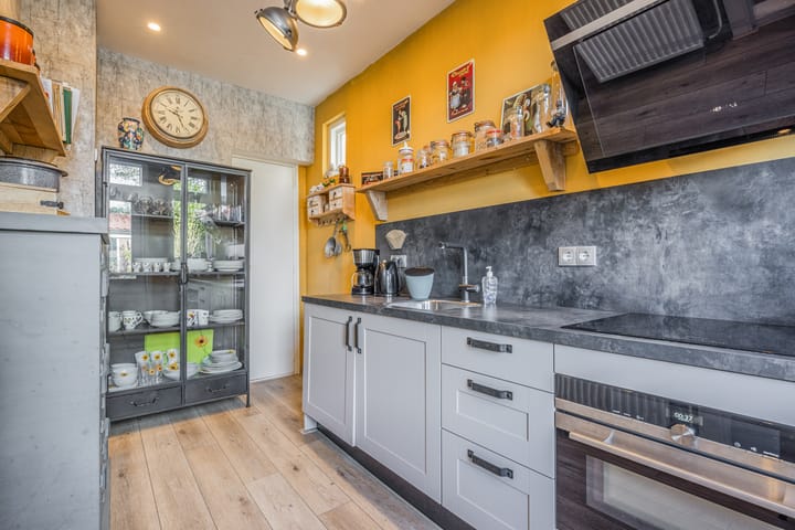 Foto 4 van Emmastraat 11