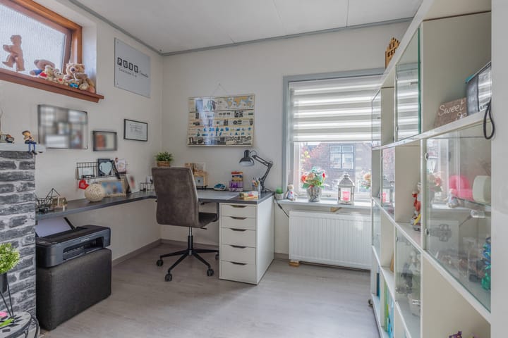 Photo 11 of Emmastraat 11