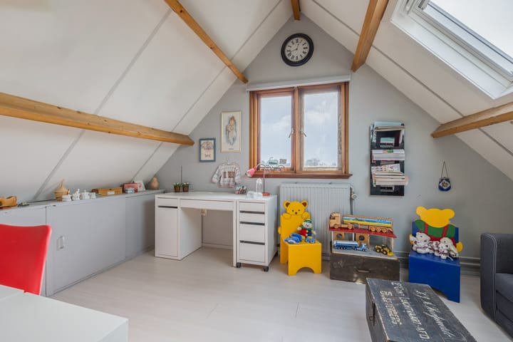 Photo 23 of Emmastraat 11