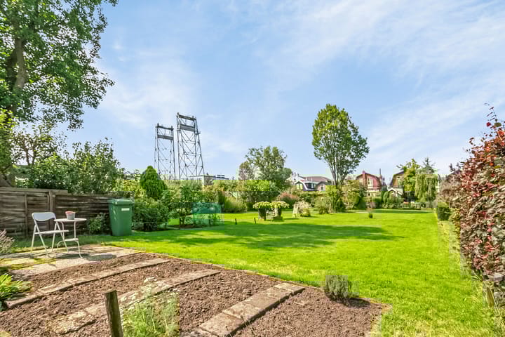 Foto 36 van Brugweg 21