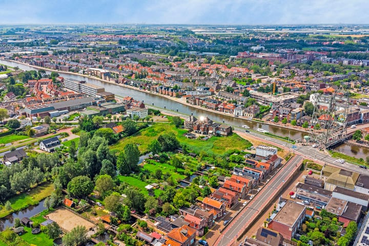 Foto 43 van Brugweg 21