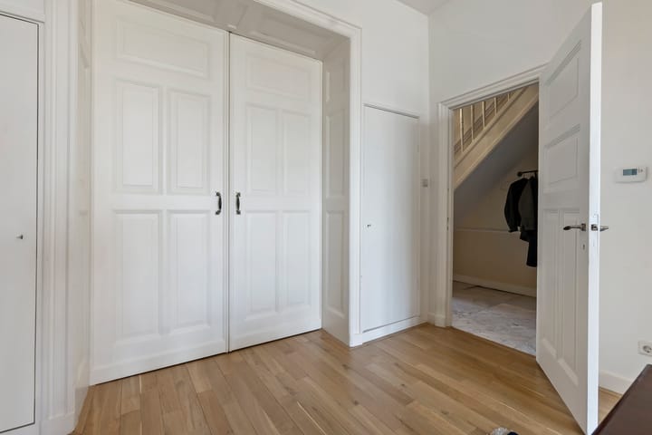 Foto 10 van Groot Hertoginnelaan 155