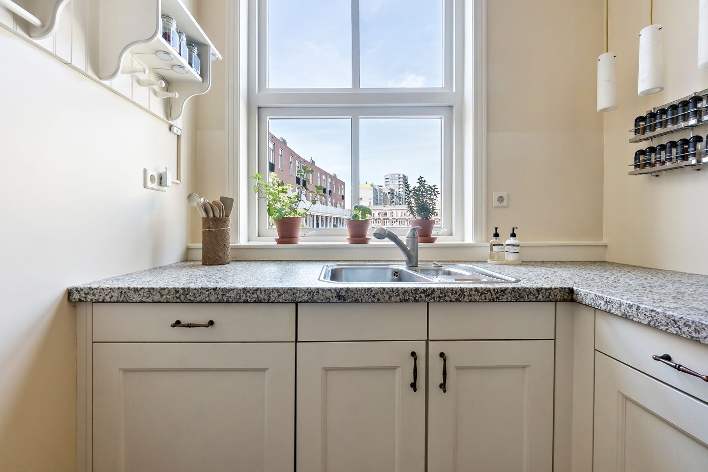 Foto 40 van Groot Hertoginnelaan 155