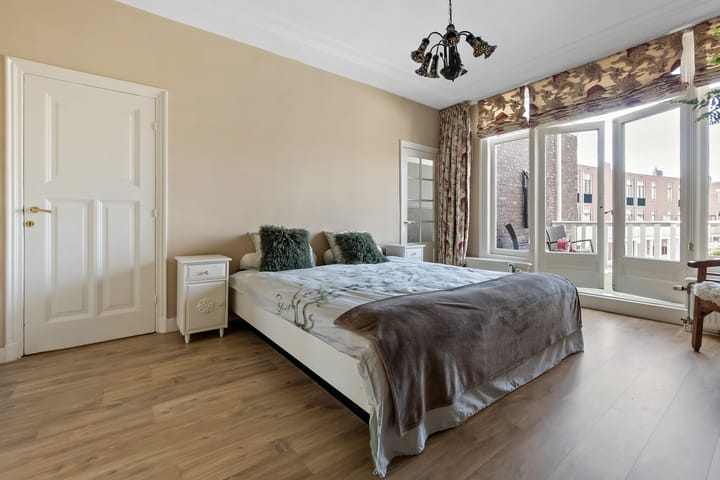 Foto 48 van Groot Hertoginnelaan 155