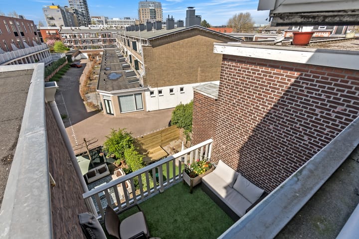 Foto 72 van Groot Hertoginnelaan 155