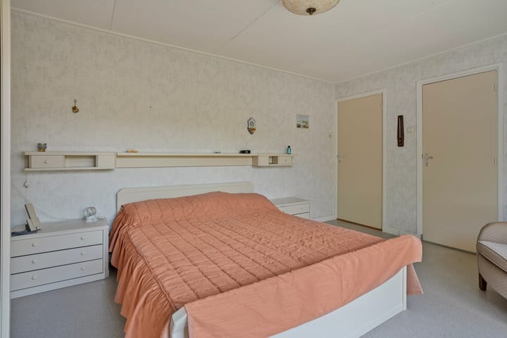 Foto 11 van Zonnebloemstraat 13