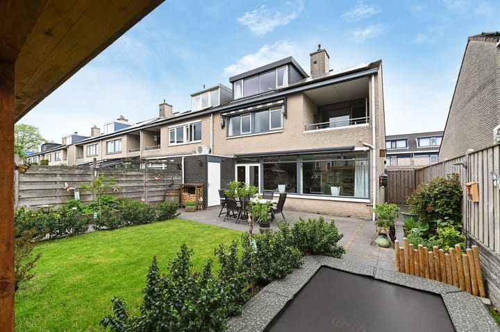 Photo 1 of Burgemeester Hendrixstraat 56