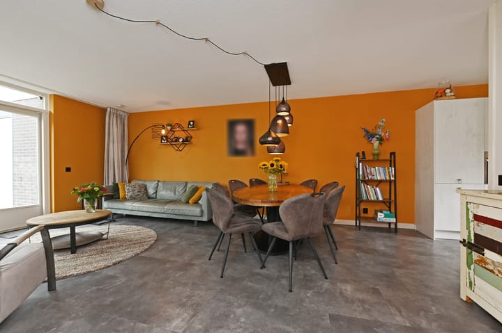 Photo 9 of Burgemeester Hendrixstraat 56