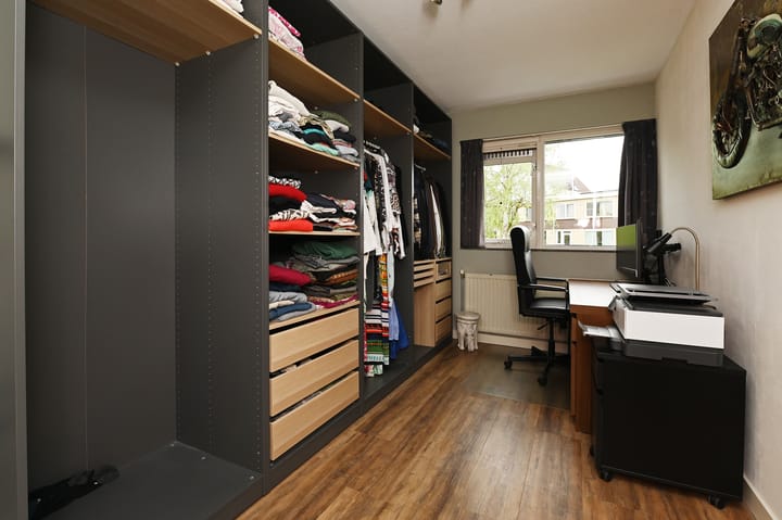 Photo 20 of Burgemeester Hendrixstraat 56