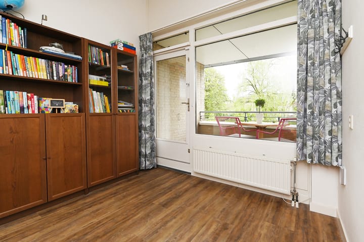 Photo 21 of Burgemeester Hendrixstraat 56