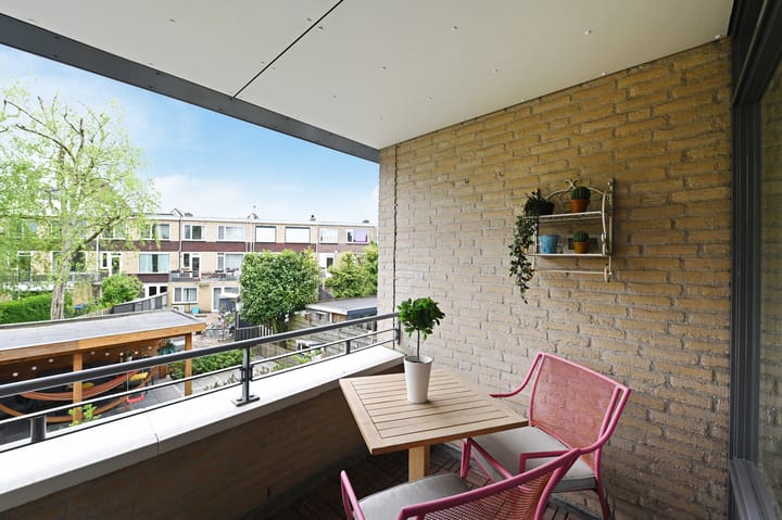 Photo 23 of Burgemeester Hendrixstraat 56