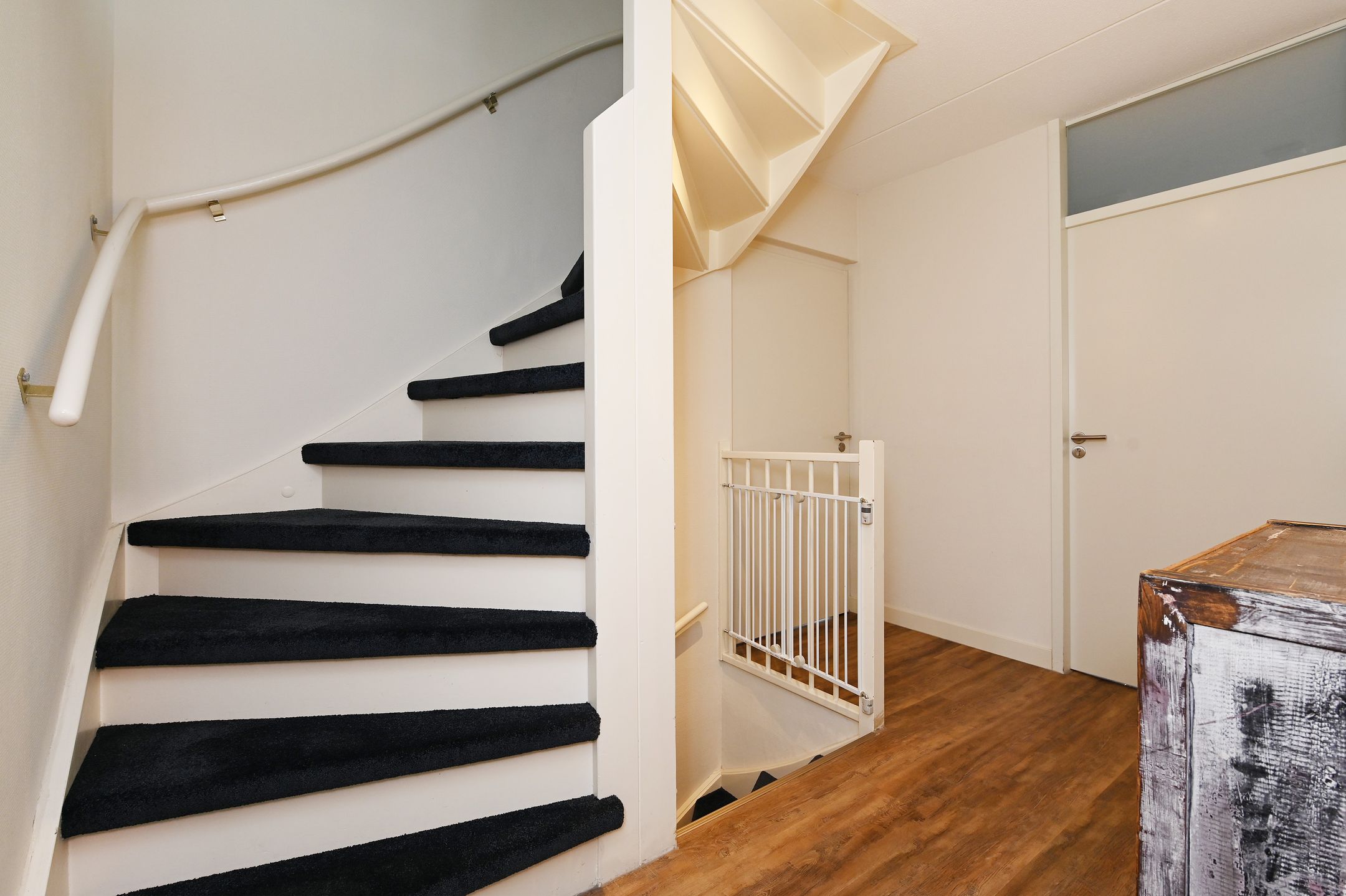 Photo 33 of Burgemeester Hendrixstraat 56