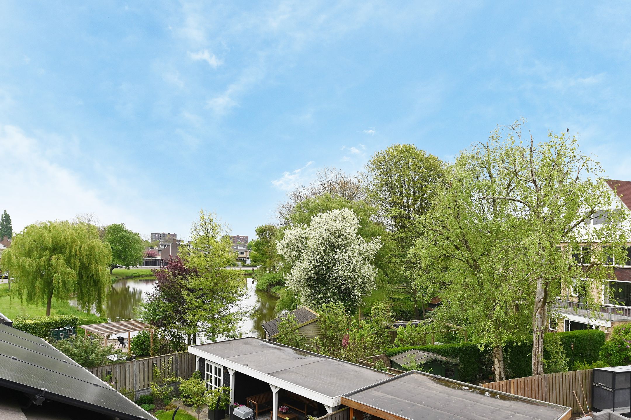 Photo 39 of Burgemeester Hendrixstraat 56