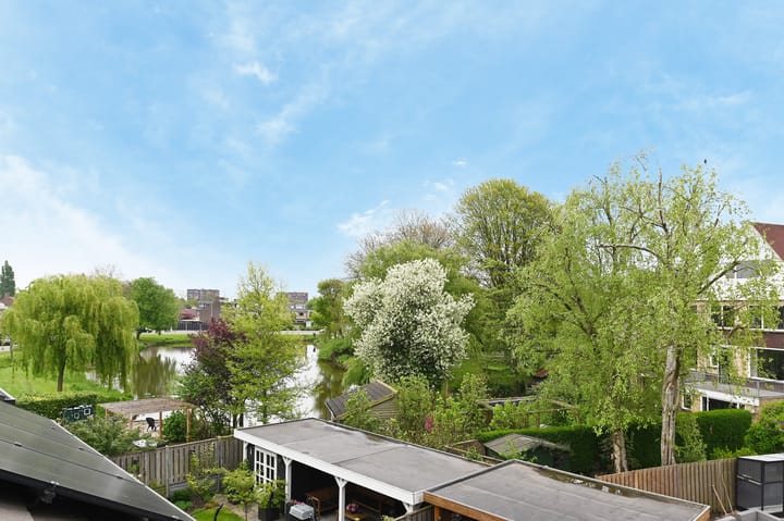 Photo 39 of Burgemeester Hendrixstraat 56