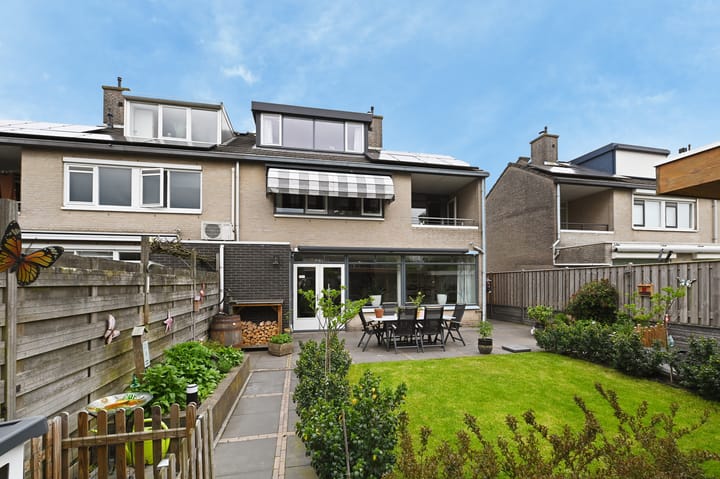 Photo 41 of Burgemeester Hendrixstraat 56