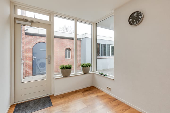 Foto 24 van Paulus Potterstraat 16