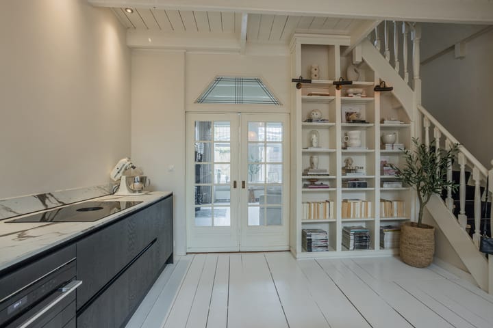 Foto 2 van Julianastraat 1