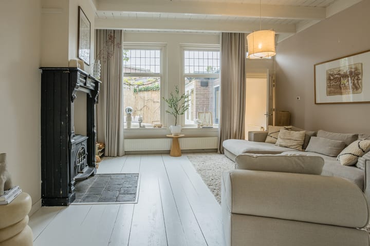 Foto 10 van Julianastraat 1