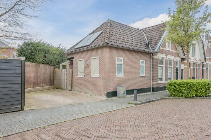 Foto 47 van Julianastraat 1