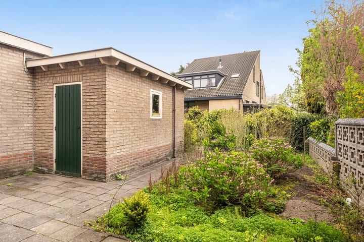 Foto 10 van Burg v d Weijerstraat 18