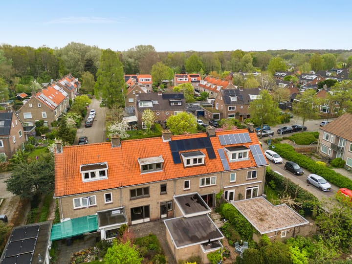 Foto 28 van Burg v d Weijerstraat 18