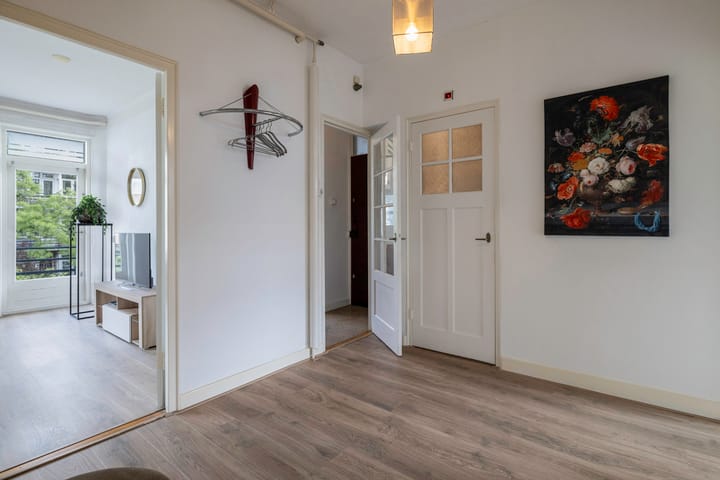 Foto 8 van Van Beuningenstraat 11-01R