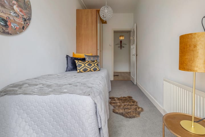 Foto 28 van Van Beuningenstraat 11-01R