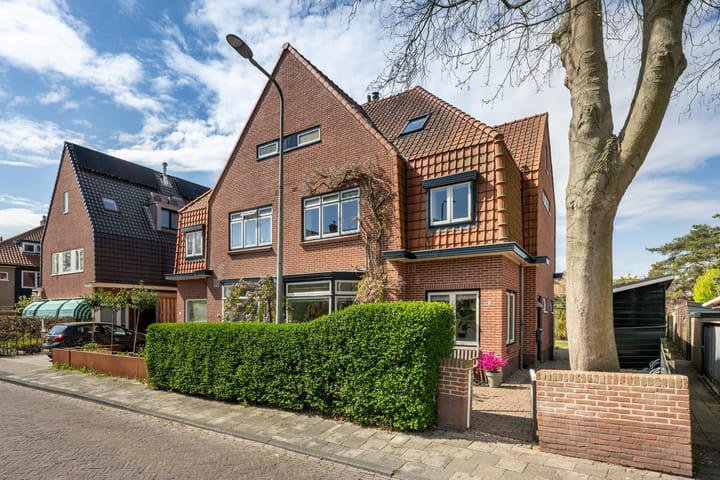 Foto 1 van Dr. P. Cuyperslaan 29