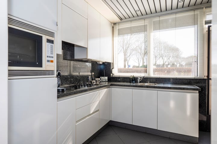 Foto 15 van Mauritsweg 2