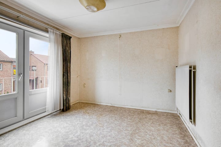 Photo 13 of Irenestraat 11