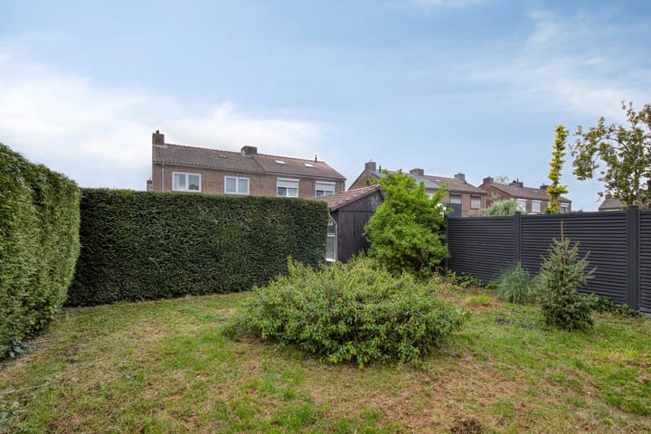 Photo 29 of Irenestraat 11