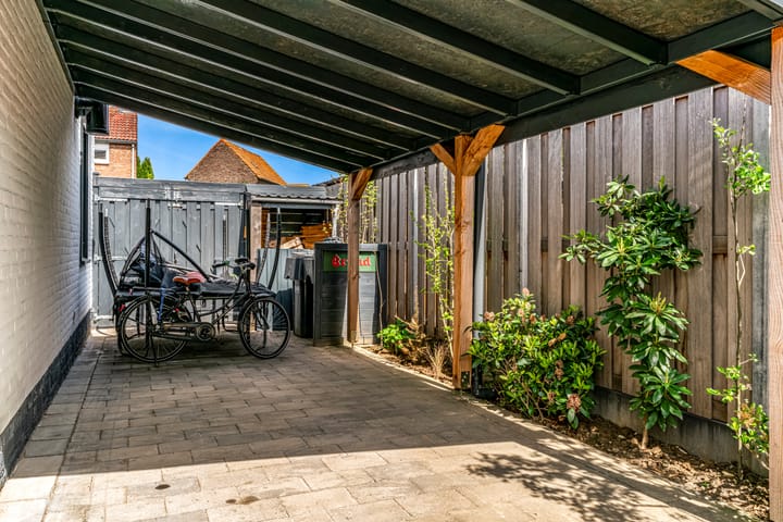 Photo 36 of Koningsberg 18