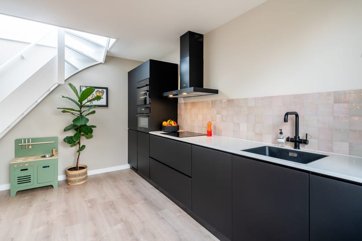 Foto 17 van Sara Burgerhartstraat 74-3