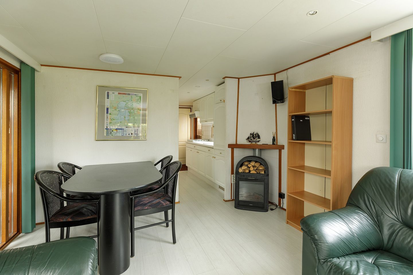 Foto 10 van Oud-Loosdrechtsedijk 113-CF3