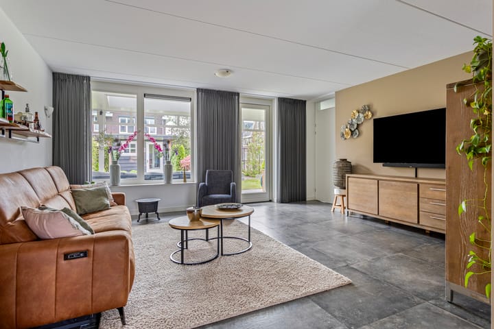 Photo 2 of Ernst en Luim 11