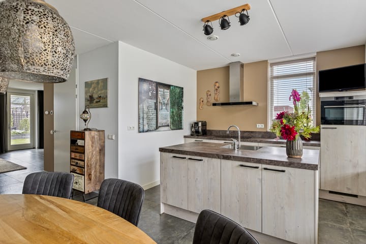 Foto 13 van Ernst en Luim 11