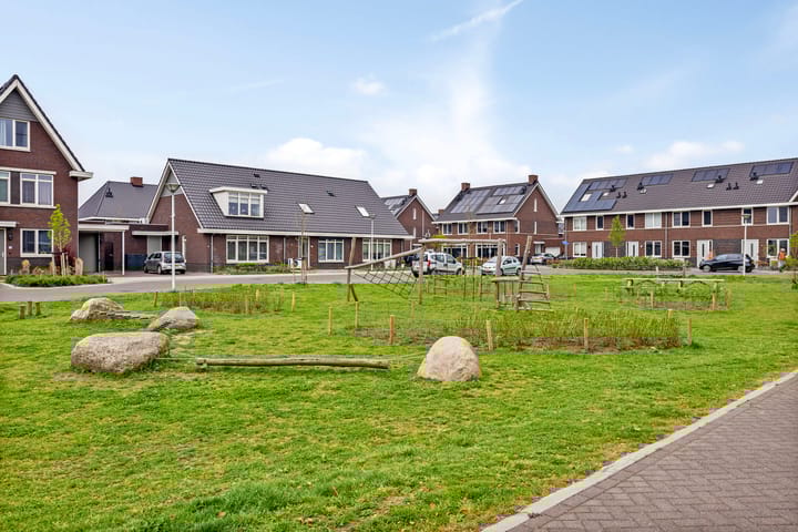 Foto 36 van Ernst en Luim 11