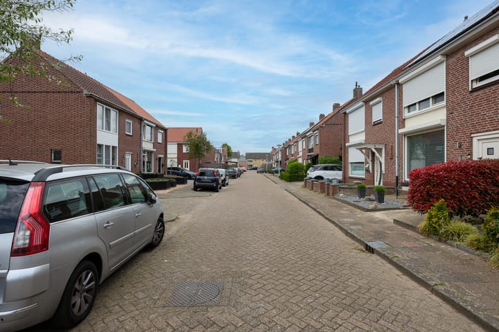 Foto 47 van Lindehoutstraat 21