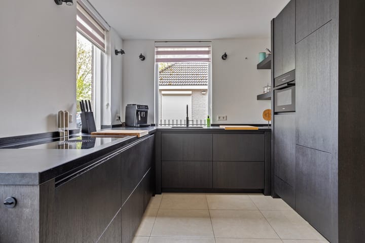 Foto 11 van Van Hovengaarde 20