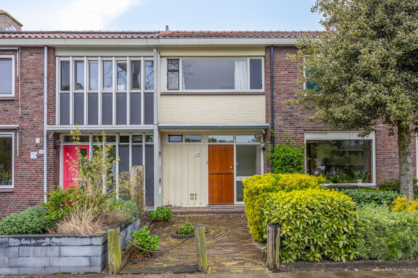 Photo 1 of Lijzijde 128