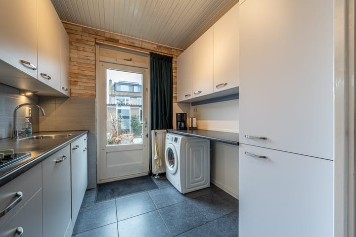 Photo 15 of Ridder van Dorplaan 28