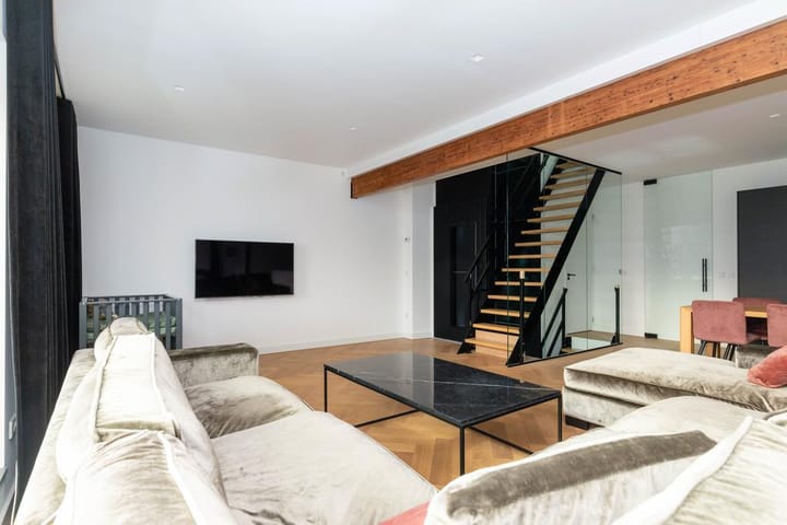 Photo 12 of Stationsweg 31-B