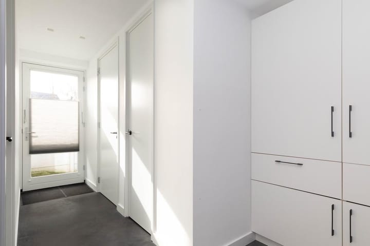 Photo 34 of Stationsweg 31-B