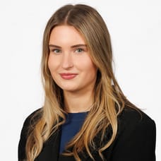 Isa Berends - Receptionist
