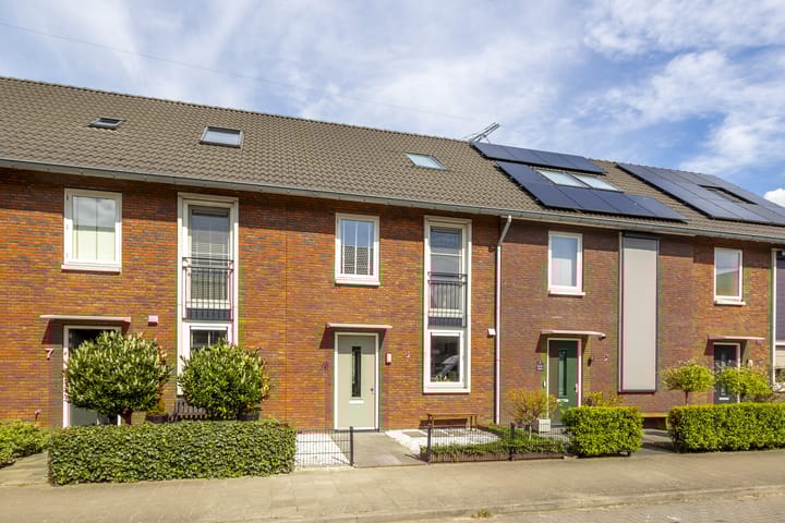 Photo 1 of Bachstraat 5